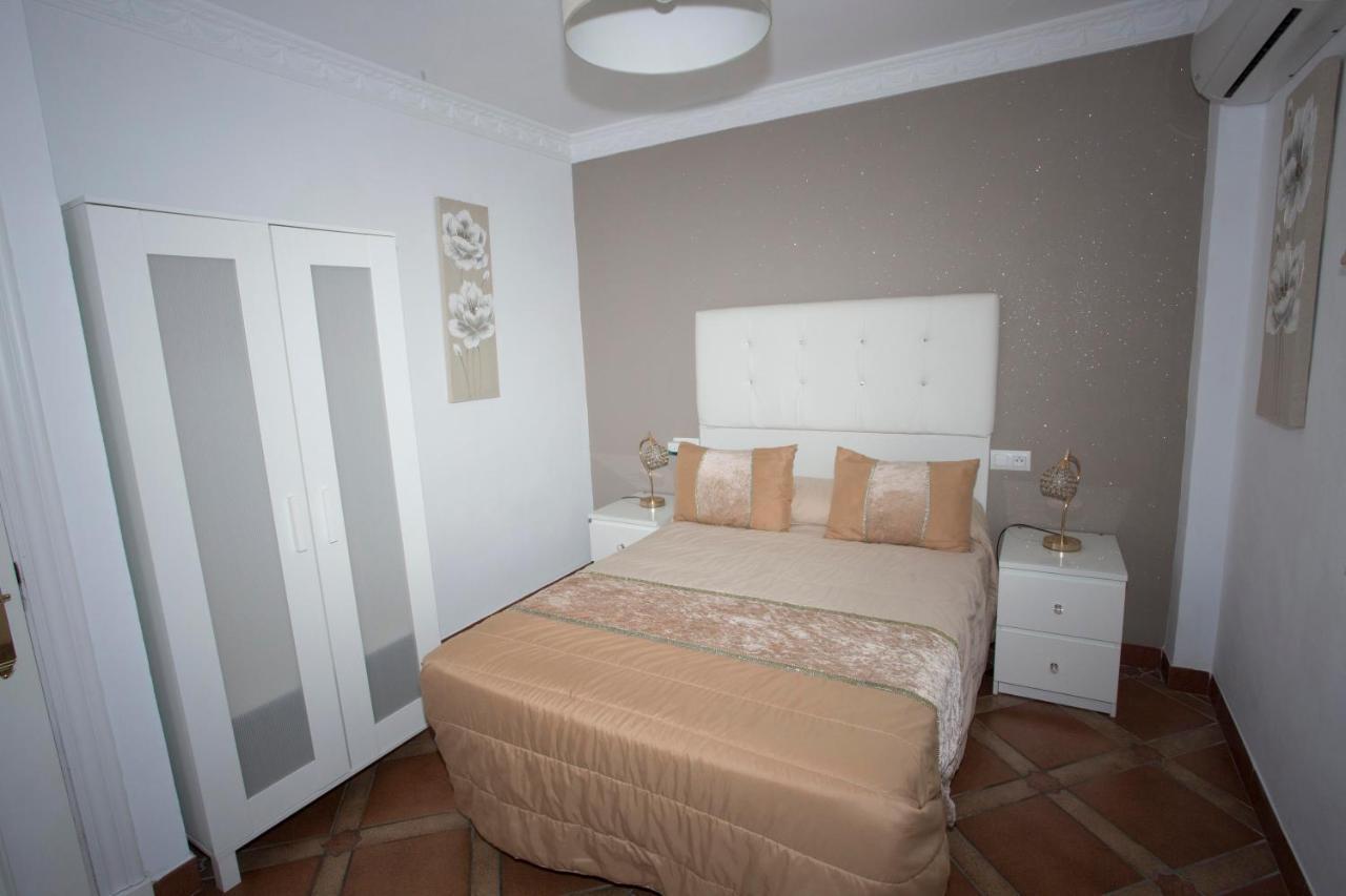 Alojamiento El Chaparro Barbate Junto A La Venta El Loro Exterior foto